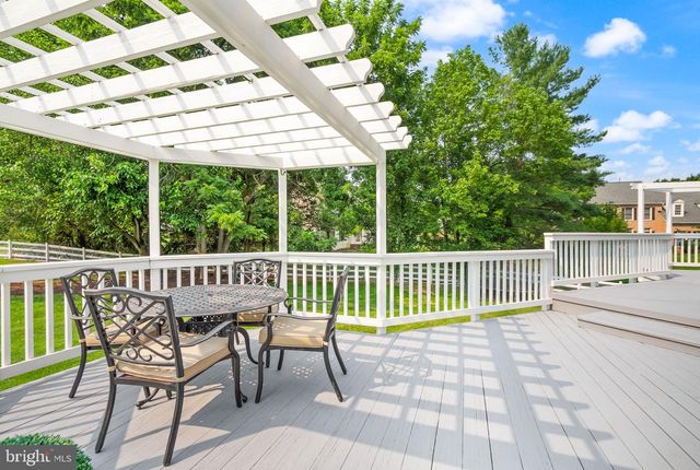 11110 TOMMYE LN, Reston, VA 20194