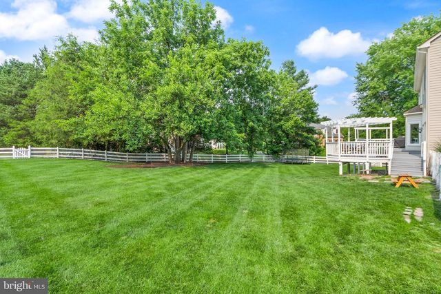 11110 TOMMYE LN, Reston, VA 20194