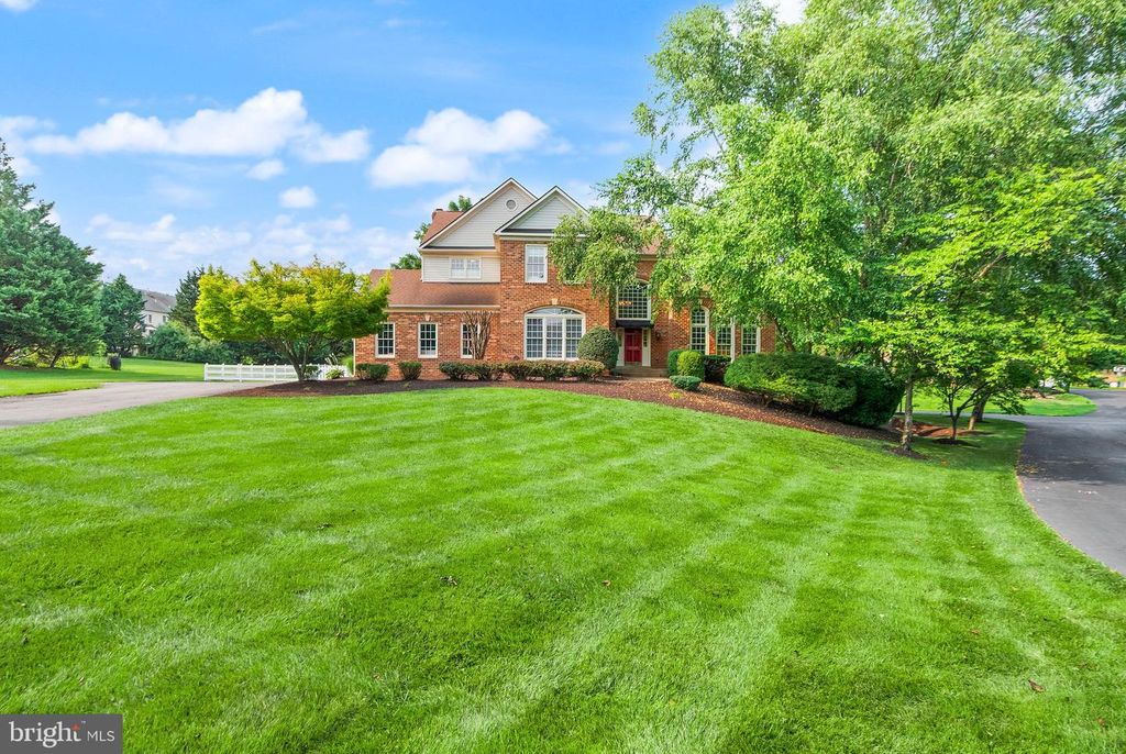 11110 TOMMYE LN, Reston, VA 20194