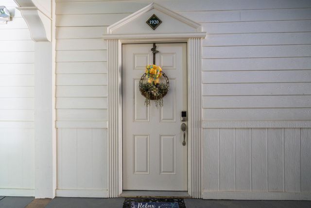 1920 Basildon Road, Mount Pleasant, SC 29466