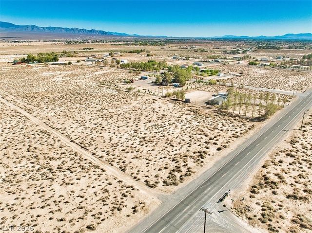 1971 West Bluebird Avenue, Pahrump, NV 89060