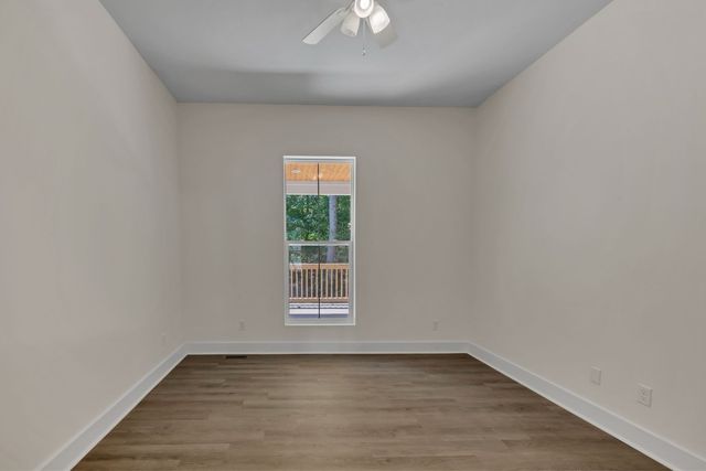 10028 Charleston Dr, Lyles, TN 37098
