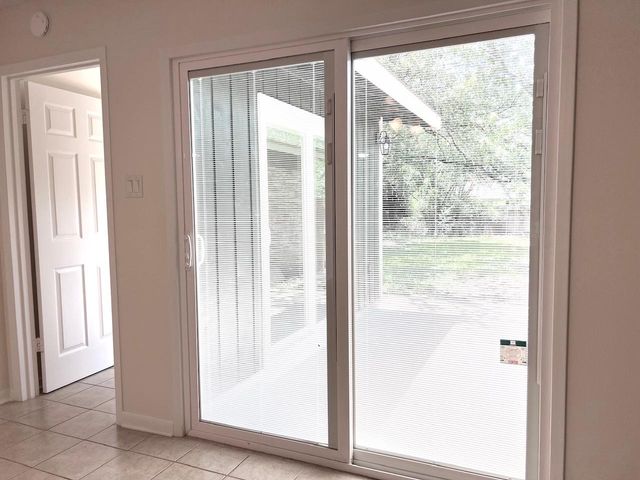 2305 Western Trails BLVD A, Austin, TX 78745