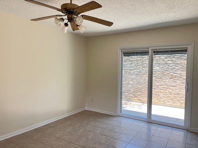 2305 Western Trails BLVD A, Austin, TX 78745