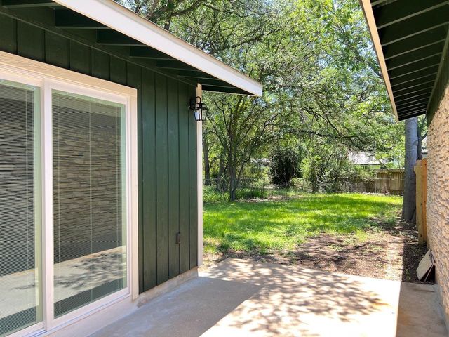 2305 Western Trails BLVD A, Austin, TX 78745