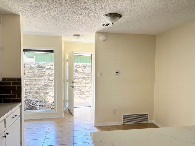 2305 Western Trails BLVD A, Austin, TX 78745