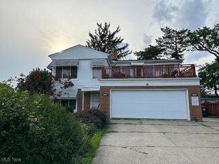6234 N Canterbury Road, Parma, OH 44129