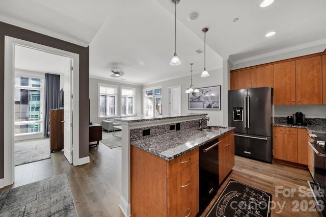 230 S Tryon Street 1004, Charlotte, NC 28202