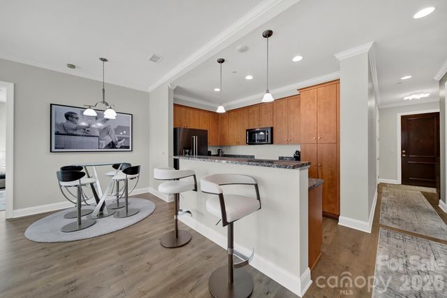 230 S Tryon Street 1004, Charlotte, NC 28202