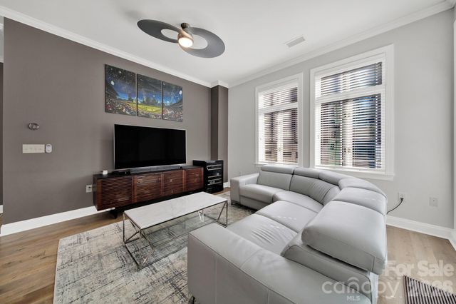 230 S Tryon Street 1004, Charlotte, NC 28202