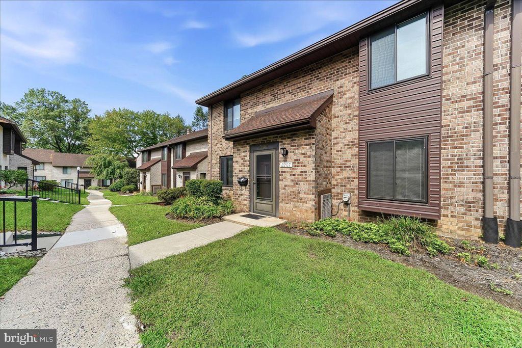 2207 ASPEN CIR, SPRINGFIELD, PA 19064 — photo 2