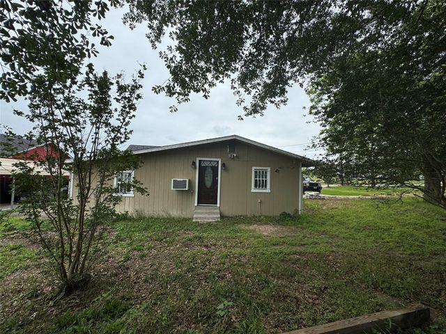 709 Sabine Street, Brenham, TX 77833