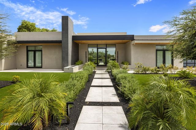 6841 E BELMONT Circle, Paradise Valley, AZ 85253