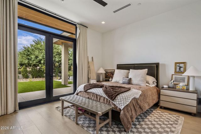 6841 E BELMONT Circle, Paradise Valley, AZ 85253