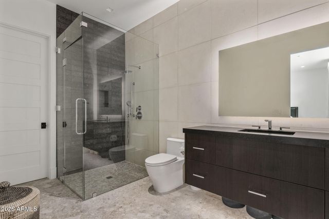 6841 E BELMONT Circle, Paradise Valley, AZ 85253