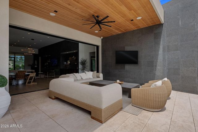 6841 E BELMONT Circle, Paradise Valley, AZ 85253
