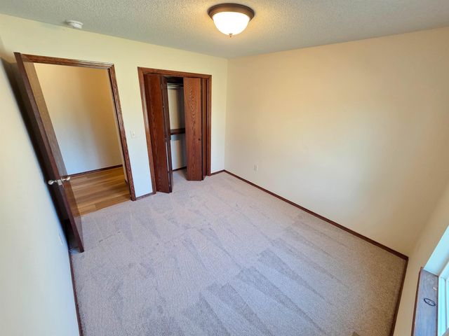 1119 E Lost Hills, Derby, KS 67037