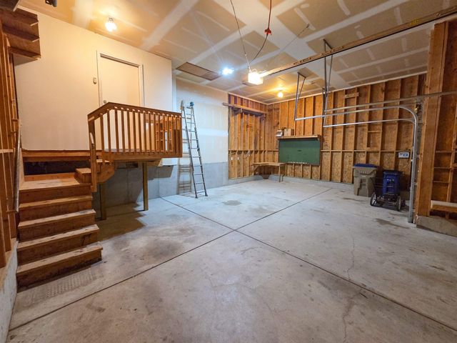1119 E Lost Hills, Derby, KS 67037