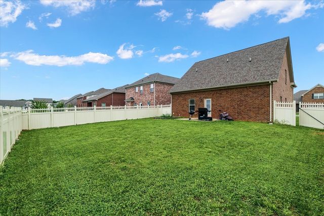 405 Spitzy Ln, Smyrna, TN 37167