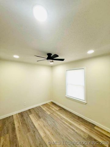 554 E 48th Place N, Tulsa, OK 74126