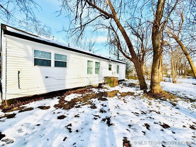 554 E 48th Place N, Tulsa, OK 74126