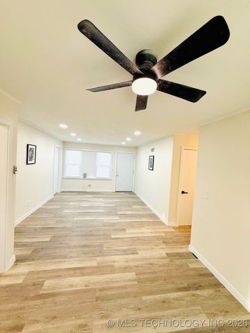 554 E 48th Place N, Tulsa, OK 74126