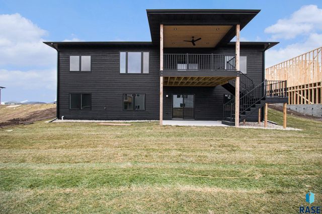 2812 S Dunraven Ave Avenue, Sioux Falls, SD 57110