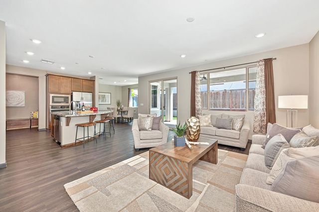 4327 Orpheus Cir, Rancho Cordova, CA 95742