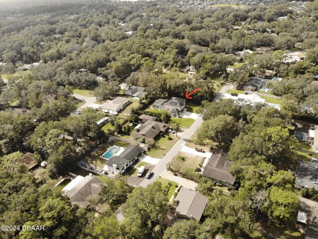 810 E Yorkshire Drive, Deland, FL 32724