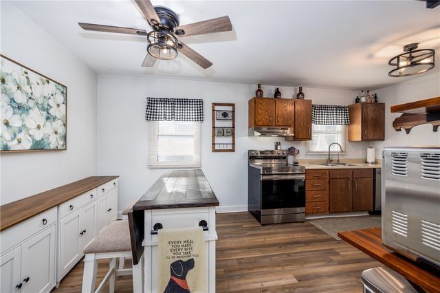 1117 Cunningham Drive, Victor, NY 14564