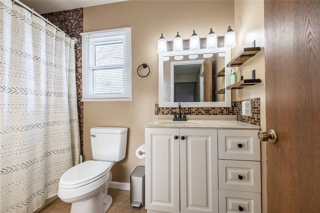 1117 Cunningham Drive, Victor, NY 14564