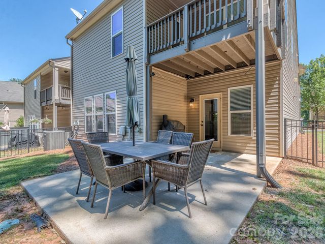 1809 Sunchaser Lane, Charlotte, NC 28210