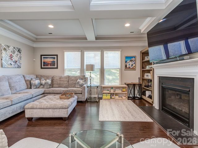 1809 Sunchaser Lane, Charlotte, NC 28210