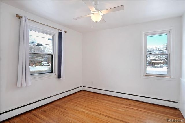 115 W 13 Mile Road, Royal Oak, MI 48073