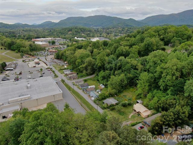 205 Frazier Street, Waynesville, NC 28786