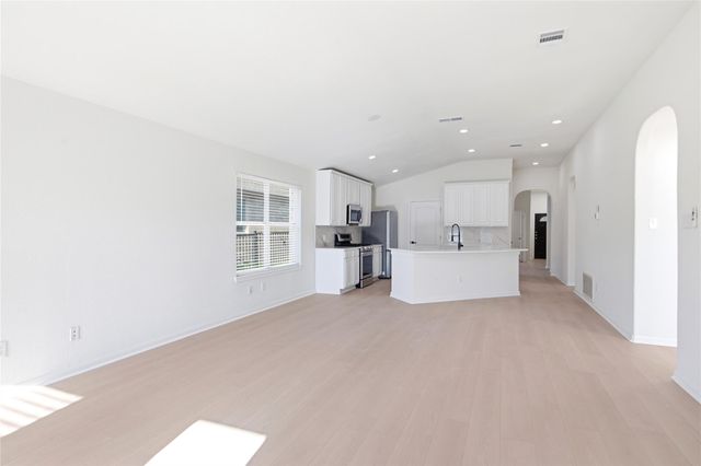 744 Bent Wood PL, Round Rock, TX 78665