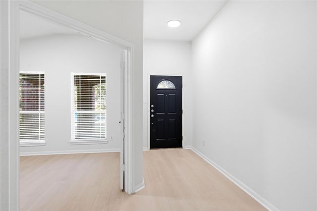 744 Bent Wood PL, Round Rock, TX 78665