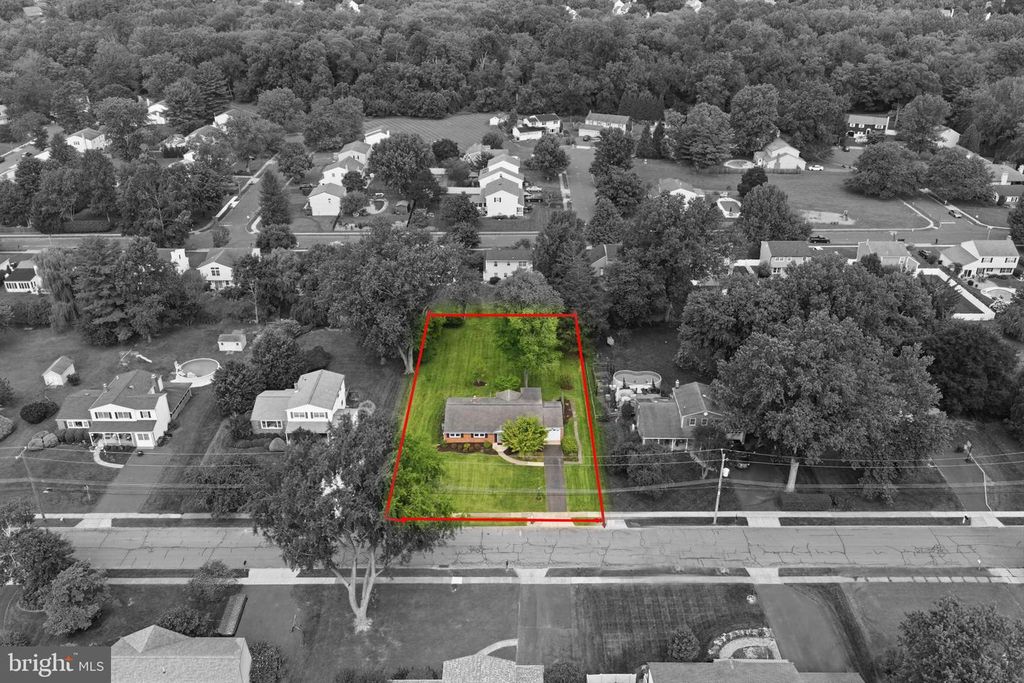 71 CHEROKEE RD, DOYLESTOWN, PA 18901 — photo 2
