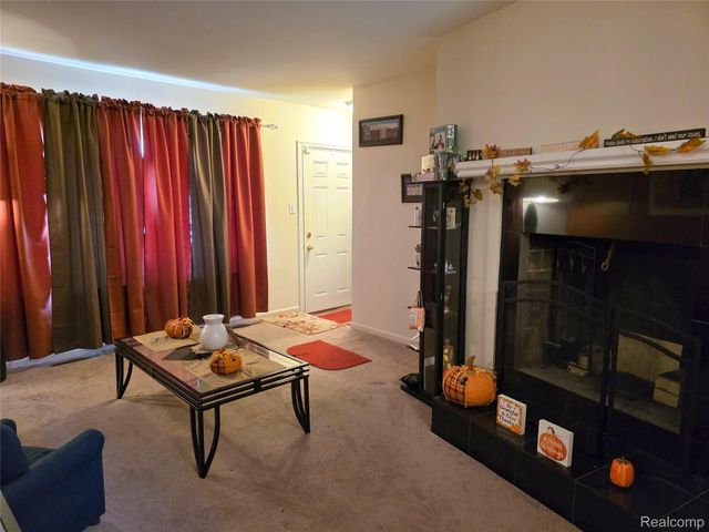 4424 Cheyenne Avenue, Flint, MI 48507