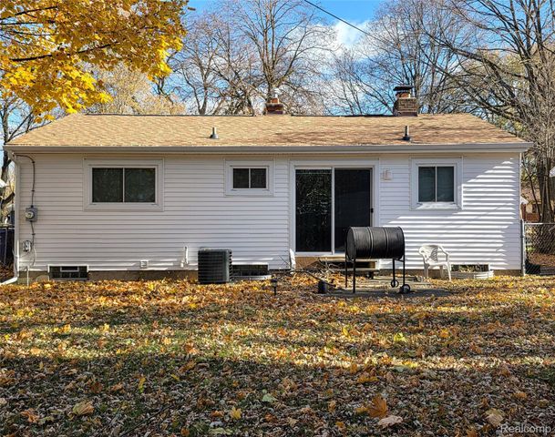 4424 Cheyenne Avenue, Flint, MI 48507