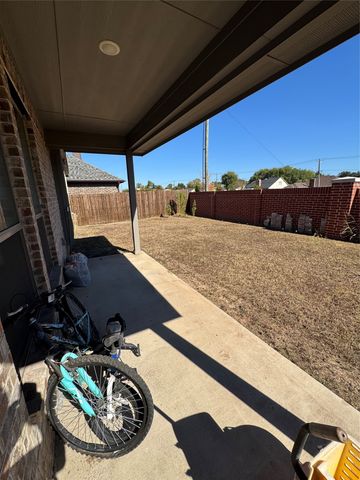 3706 Swale Street, Grand Prairie, TX 75052