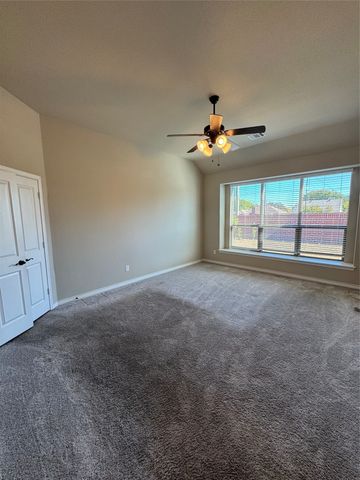 3706 Swale Street, Grand Prairie, TX 75052