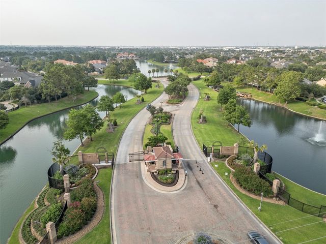 6210 Ballina Canyon Lane, Houston, TX 77041