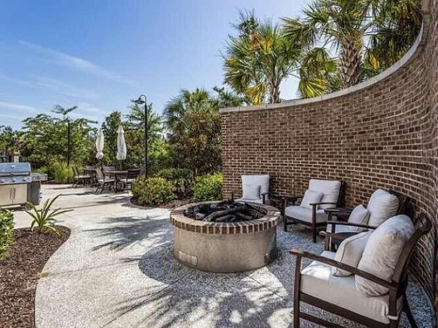 155 Wingo Way 422, Mount Pleasant, SC 29464