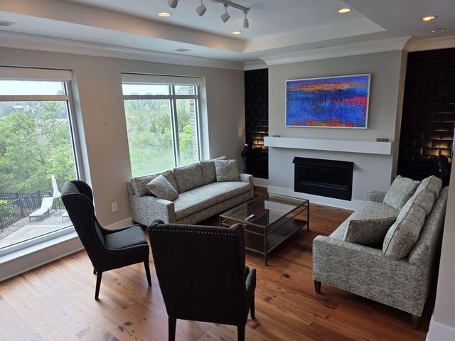 155 Wingo Way 422, Mount Pleasant, SC 29464