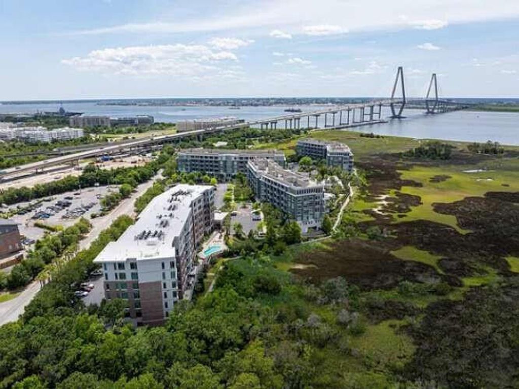 155 Wingo Way 422, Mount Pleasant, SC 29464