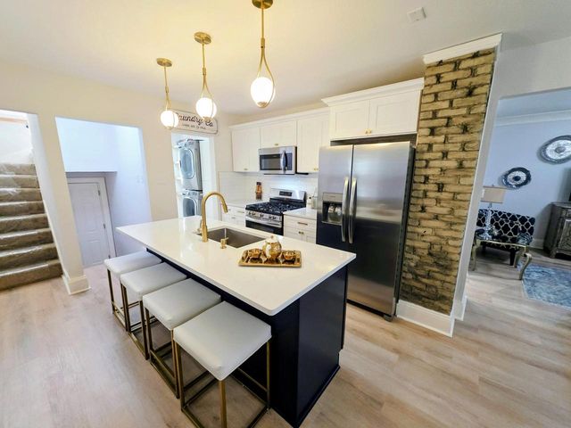 5565 N 32nd STREET, Milwaukee, WI 53209