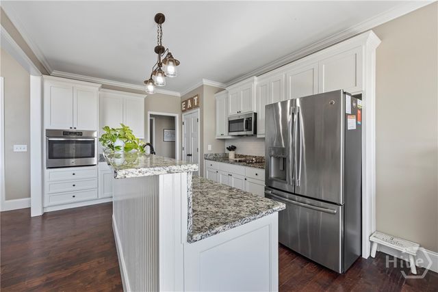 225 Wicklow Court, Hoschton, GA 30548
