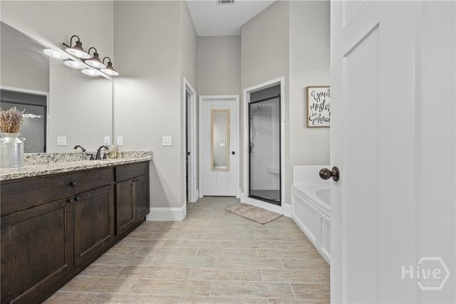 225 Wicklow Court, Hoschton, GA 30548