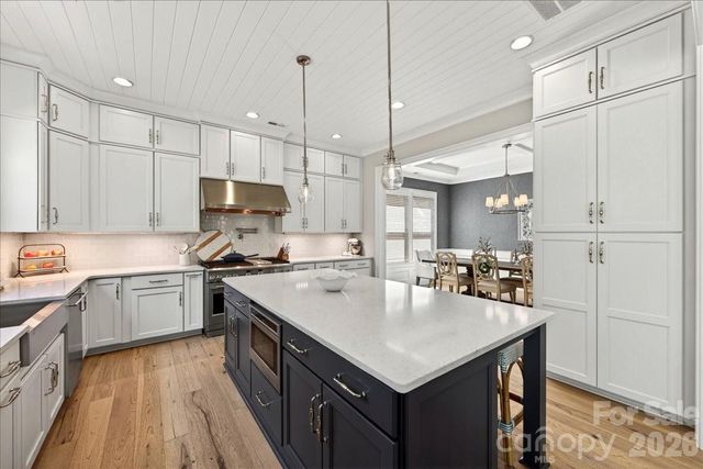 2619 Mary Butler Way, Charlotte, NC 28226